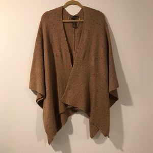 Vince Camuto Knit Wrap Ruana Shawl Soft Ribbed Metallic Gold Accent